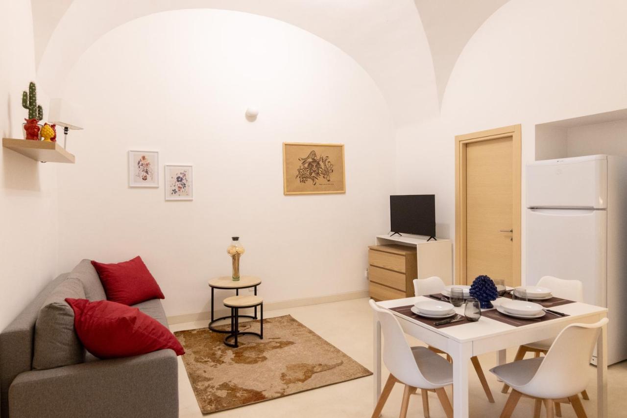 ホテル Cortile Bellini カターニア エクステリア 写真